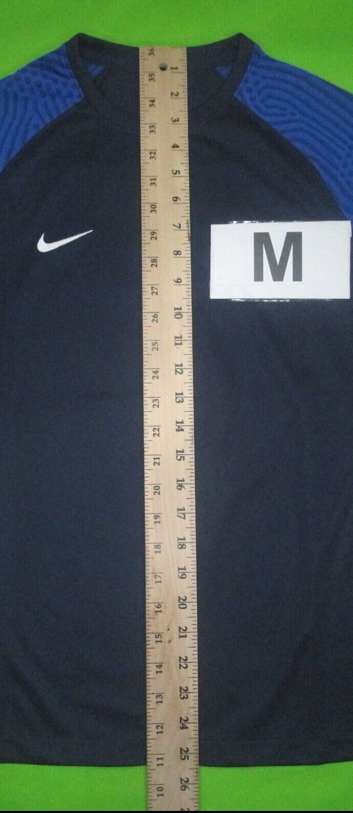 Nike Women’s Strike 2 Soccer Jersey – Size Medium & Large (CW3555-419)
