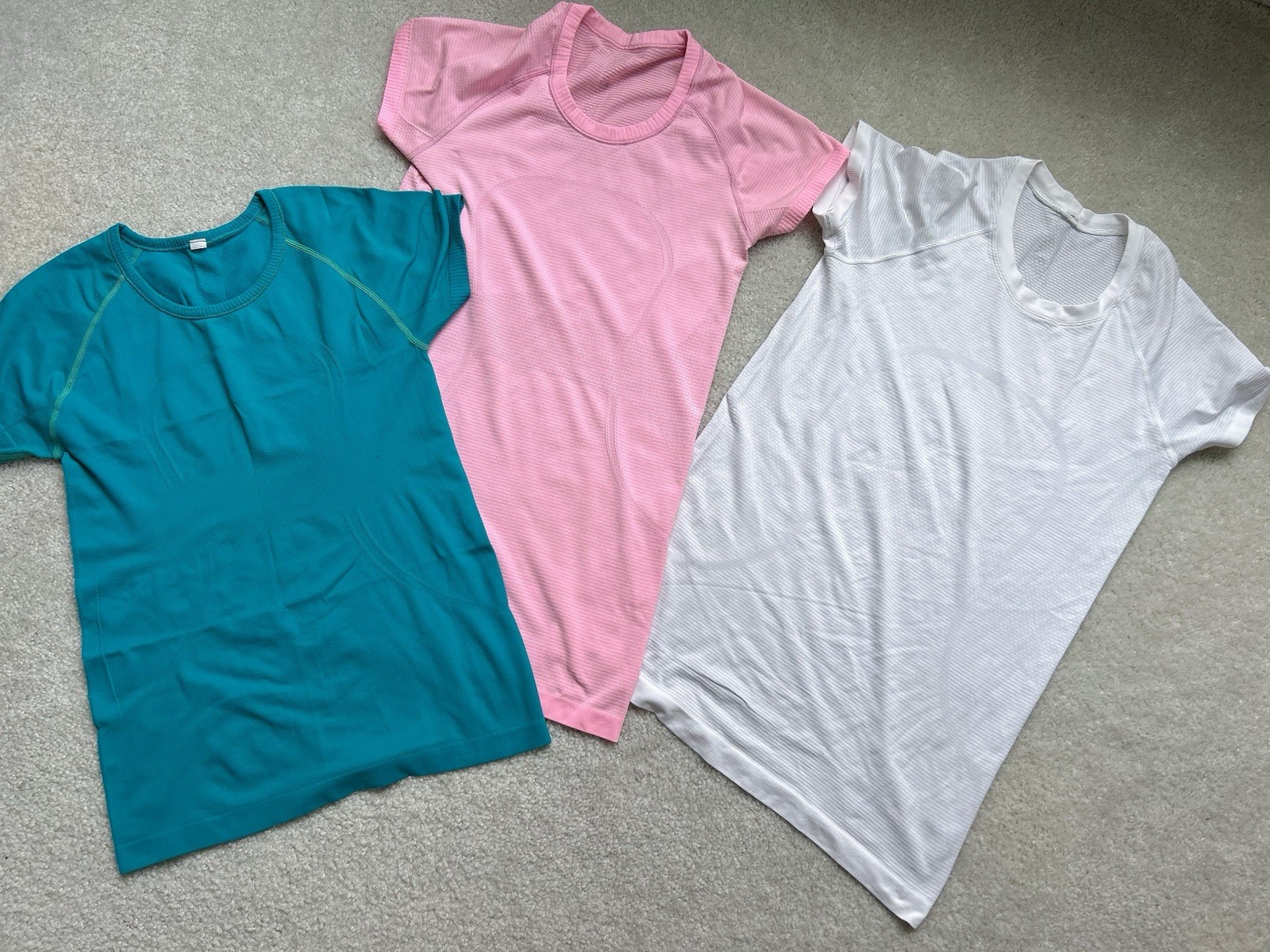 Lululemon Swiftly Tech Short Sleeve 2.0 & 1.0 Bundle Lot of 3 Size 8 EUC