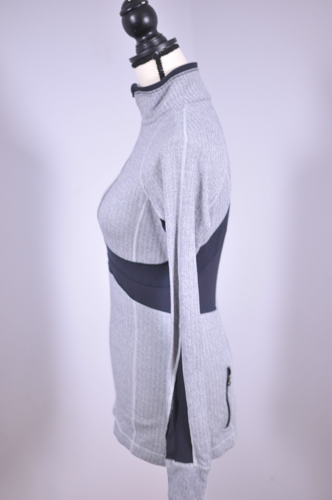 Lululemon Full Tilt 1/2 Zip Pullover Gray Herringbone Black Women’s 4