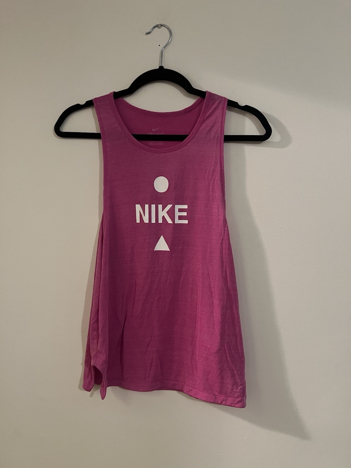 Nike Dri-FIT Women’s Pink Graphic Training Tank Top Sleeveless Workout Sz S