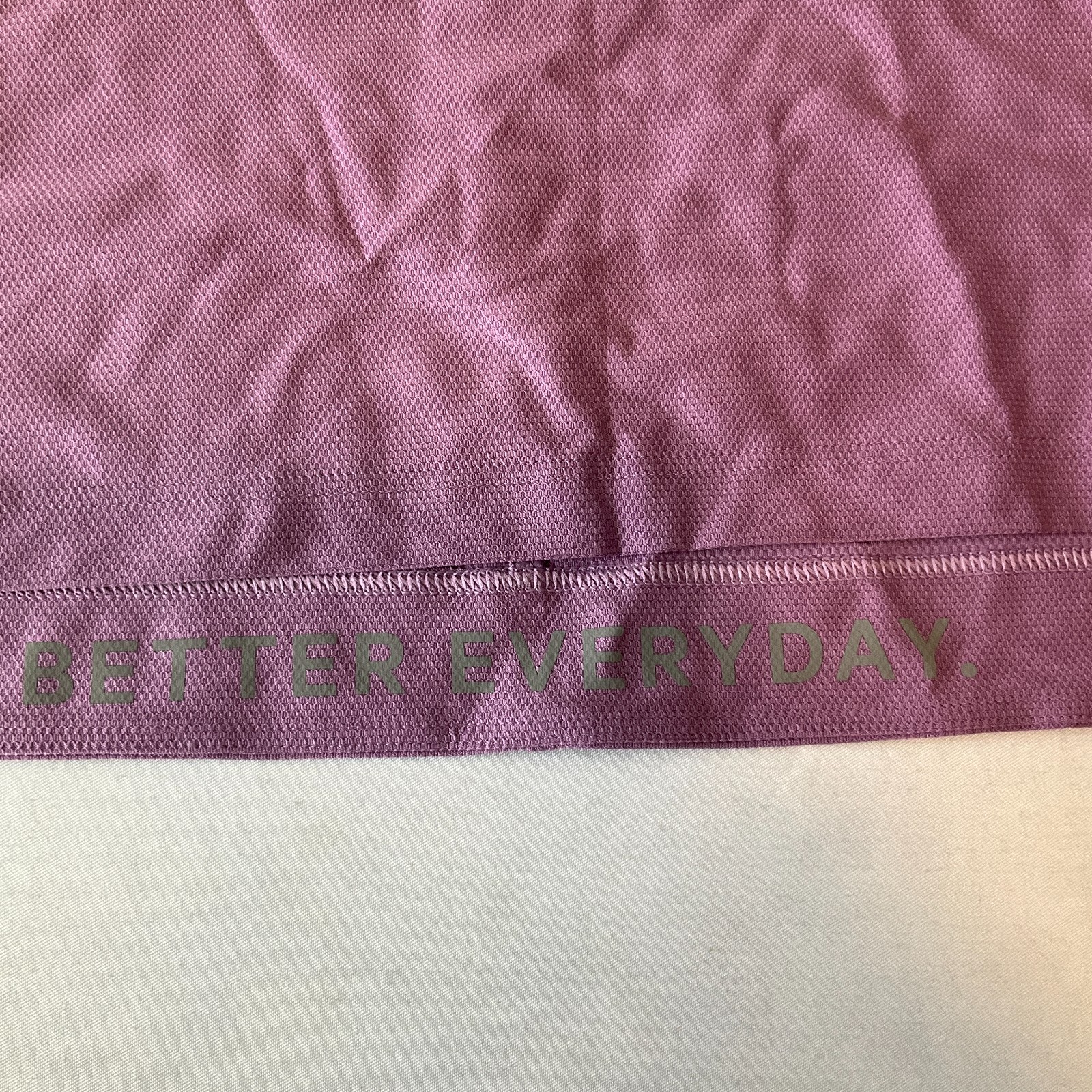 Lululemon Mesh Back Cropped Train Tank Womens Size 8 Purple Stretch Sleeveless