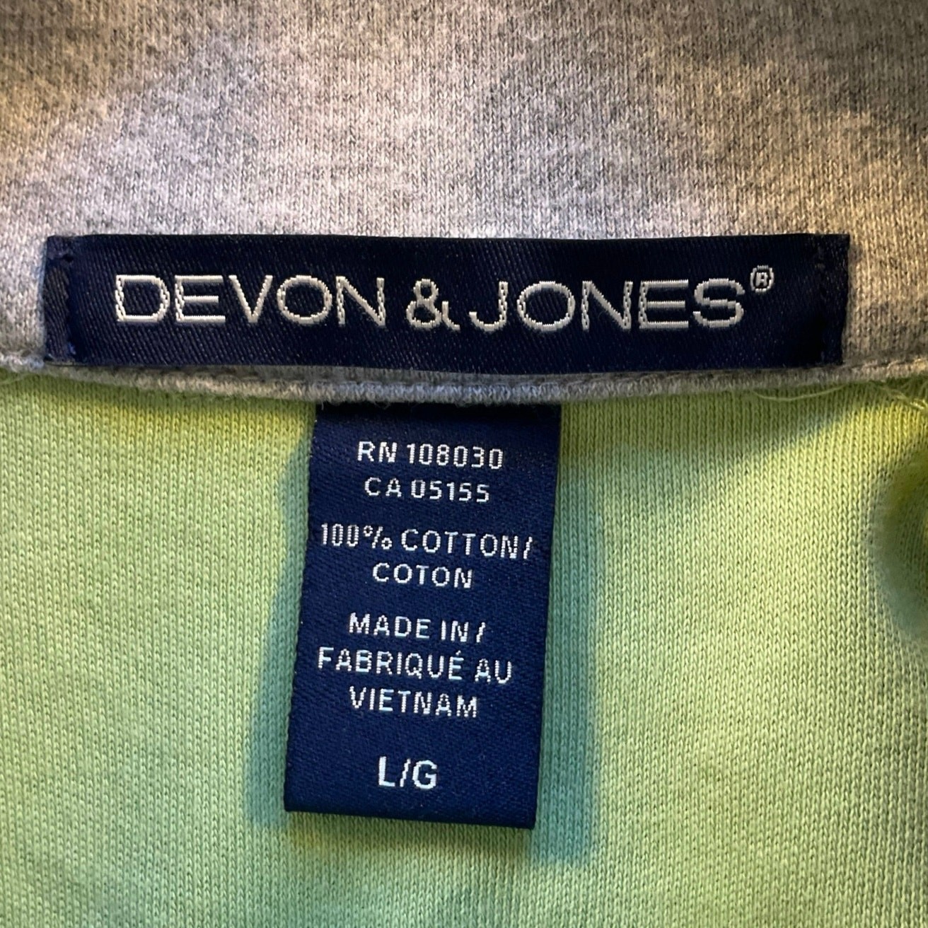 Devon & Jones Women’s Quarter Zip Pullover Size L Light Green