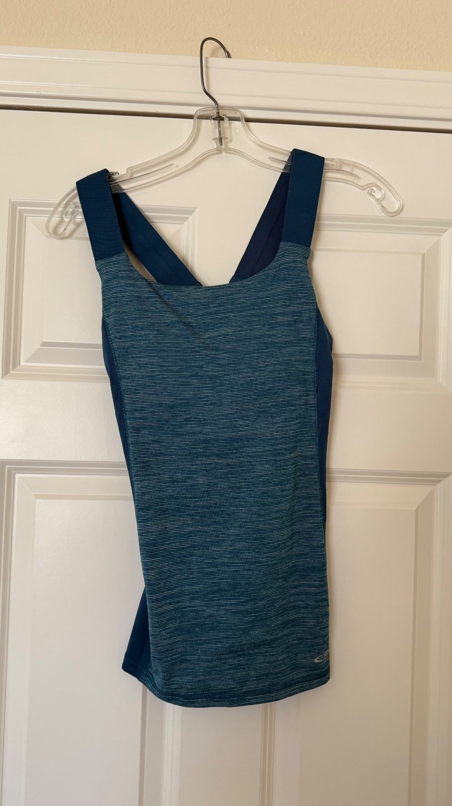 Champion Duo Dry Women’s Tank Top Built-In Shelf Bra Size S