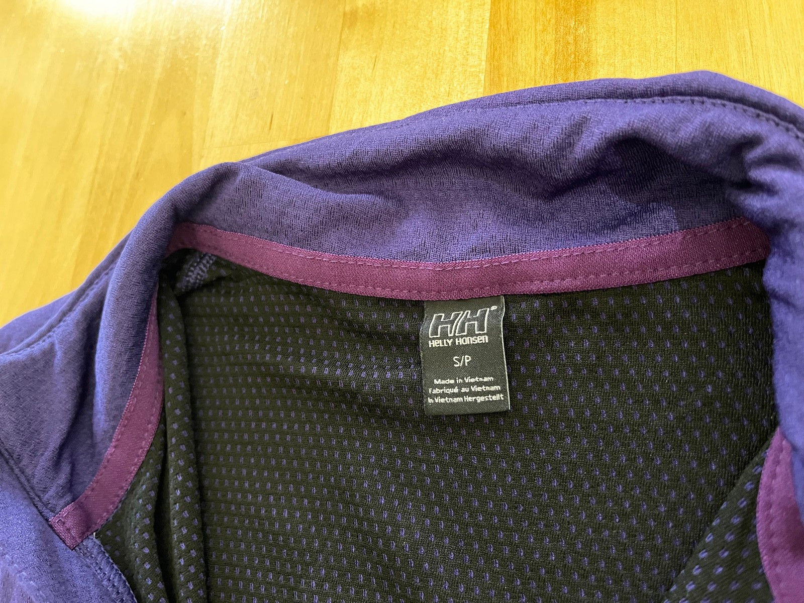Helly Hansen Active Baselayer Top Women’s S Purple Floral 1/4 Zip Pullover