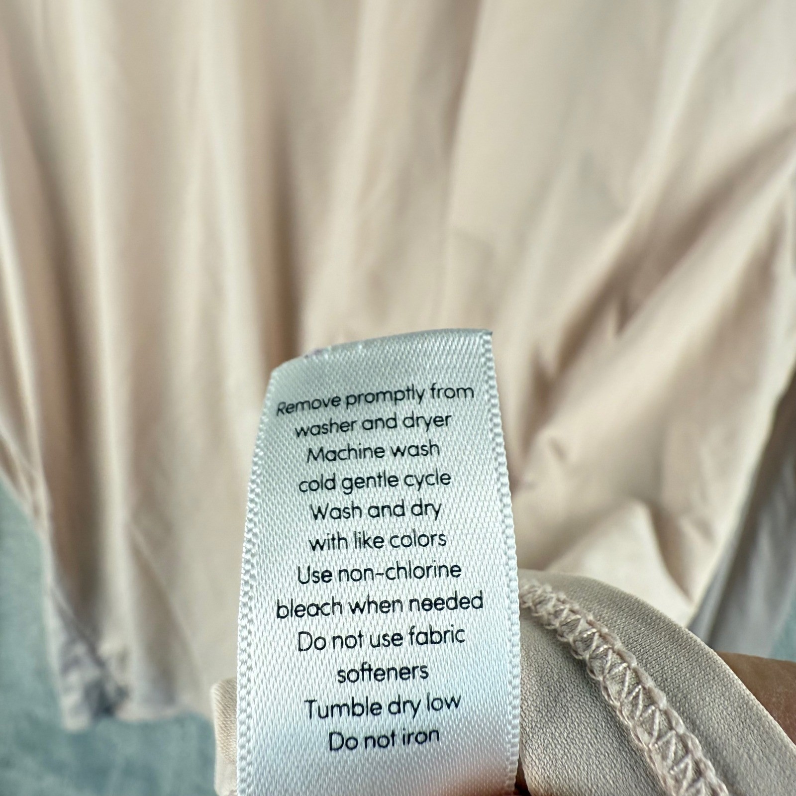 Athleta Long Sleeve Shirt Womens 2X Light Pink Athleisure Workout Stretch Casual