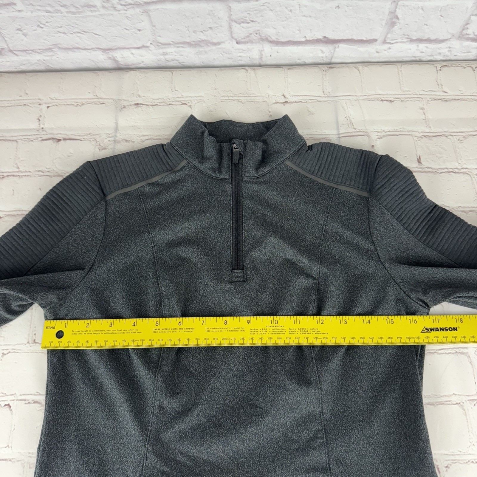 5.11 Tactical 1/4 Zip Gray Pullover Reflective Performance Casual Women’s Small