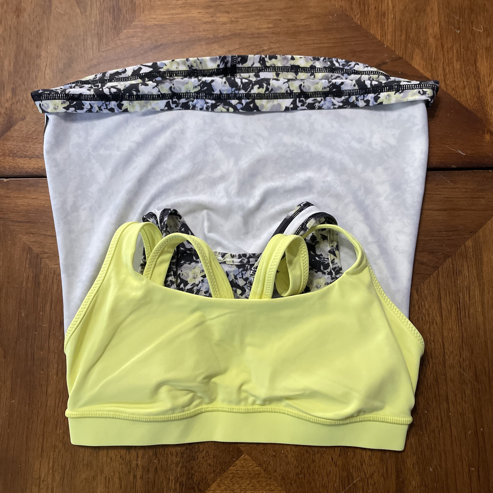 Lululemon Inspiration Tank Top Gray Green Athletic Yoga Gym Racerback Women’s 4