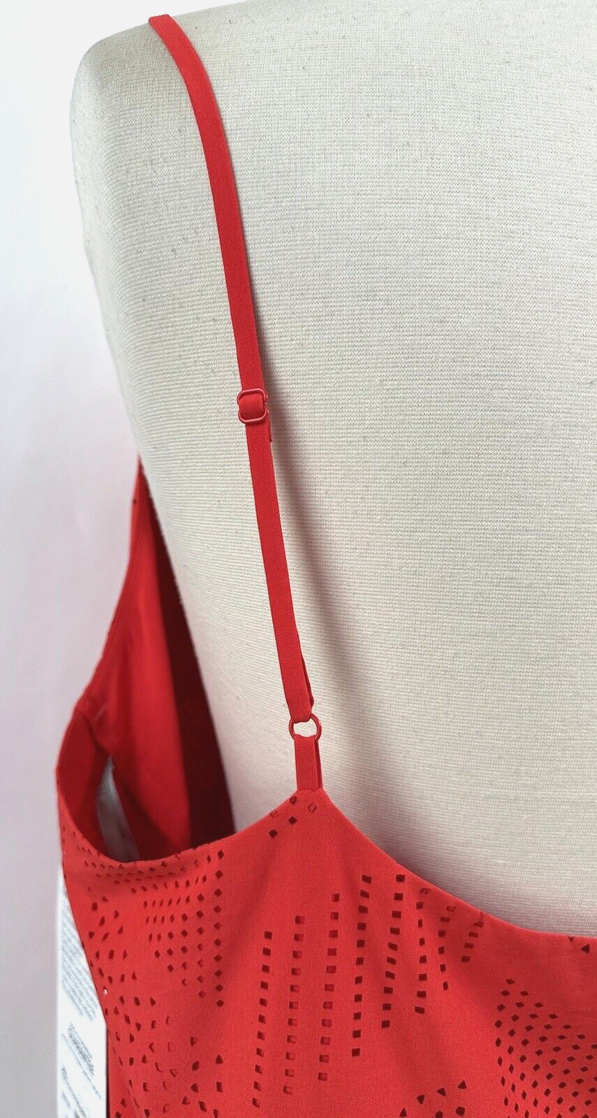 Athleta Perforated Cami XL Saffron Red Orange Athletic Tank Adjustable Strap NWT