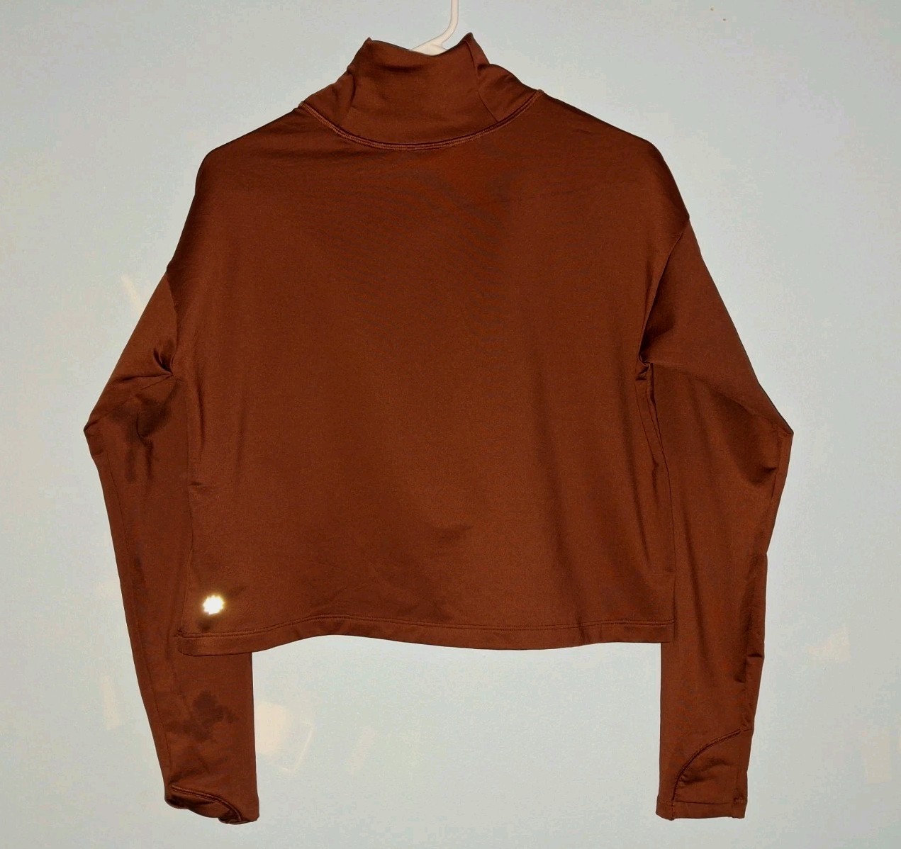 Athleta Cropped Top S Long Sleeve Turtleneck Gym Workout Rust Brown Fall Winter