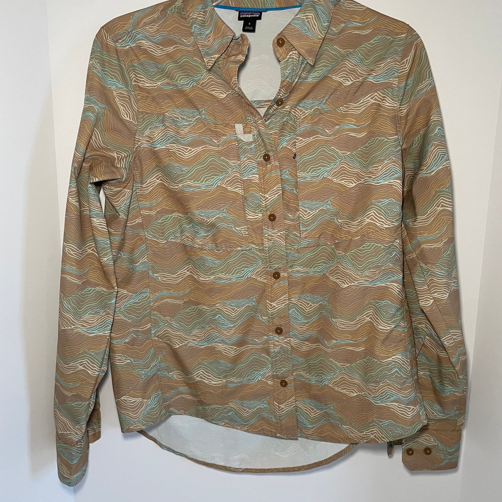 Patagonia Women’s Long-Sleeved Sol Patrol Shirt