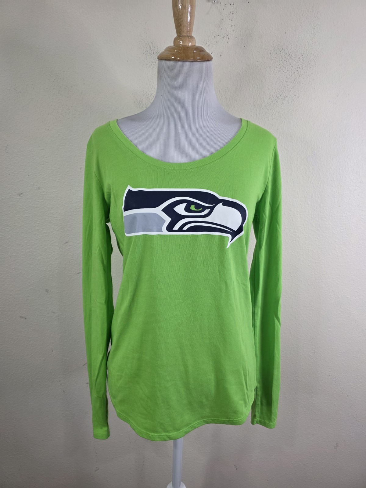 Nike Seattle Seahawks Womens Long Sleeve Shirt Action Green NFL Team Apparel M