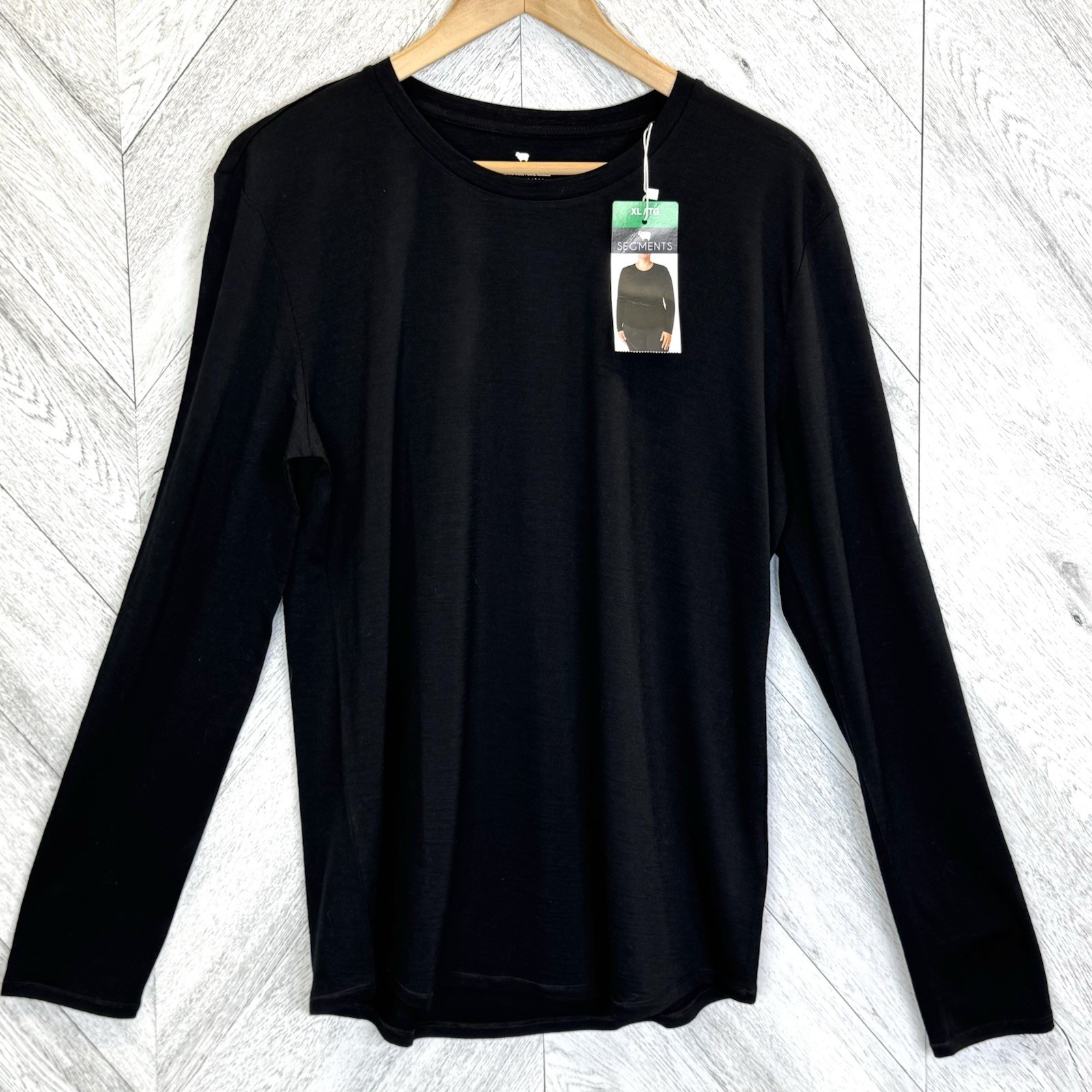 Segments 100% Merino Wool Base Layer Long Sleeve Shirt Black Womens Size XL NWT