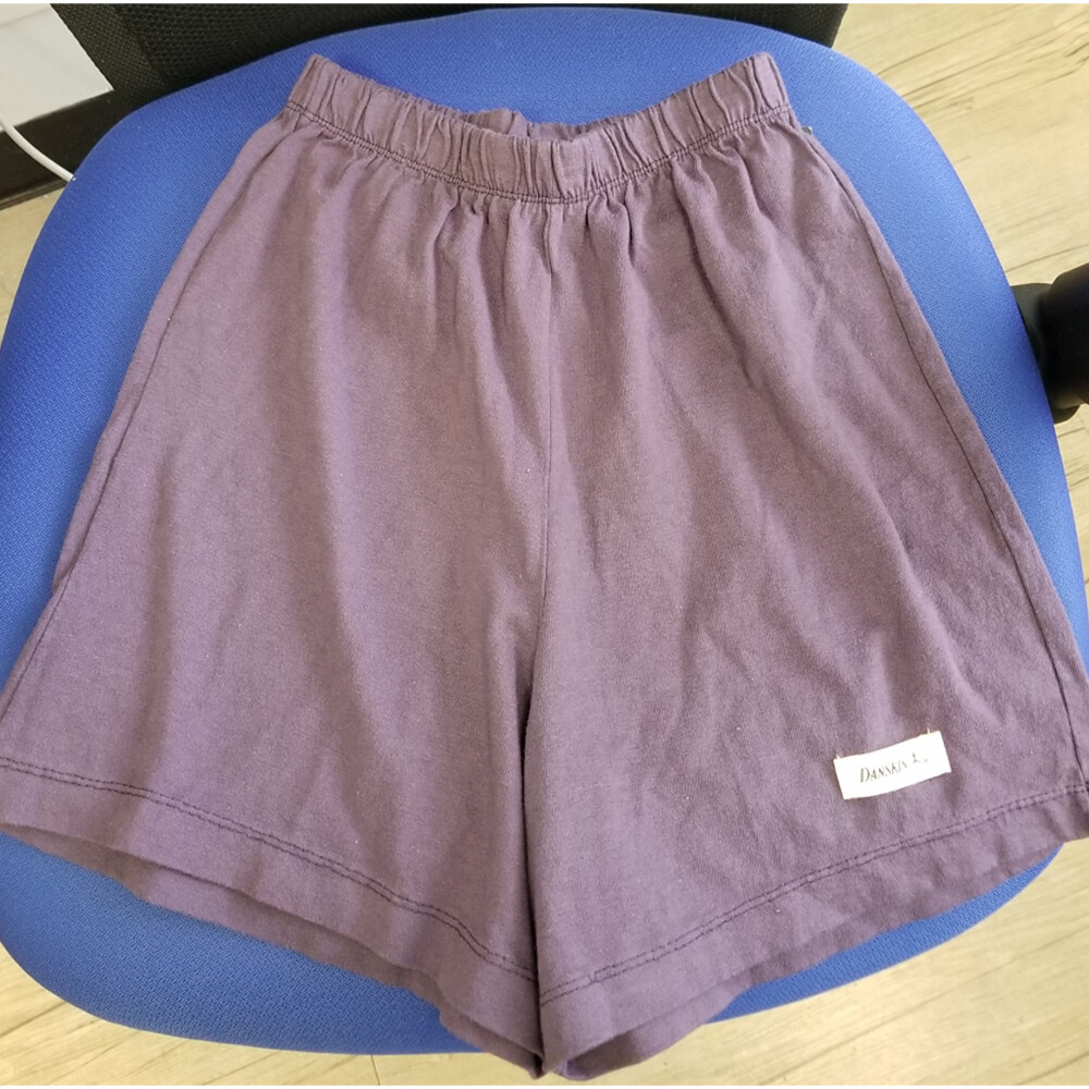 NWT! Danskin Gym Short in Raisin – Small