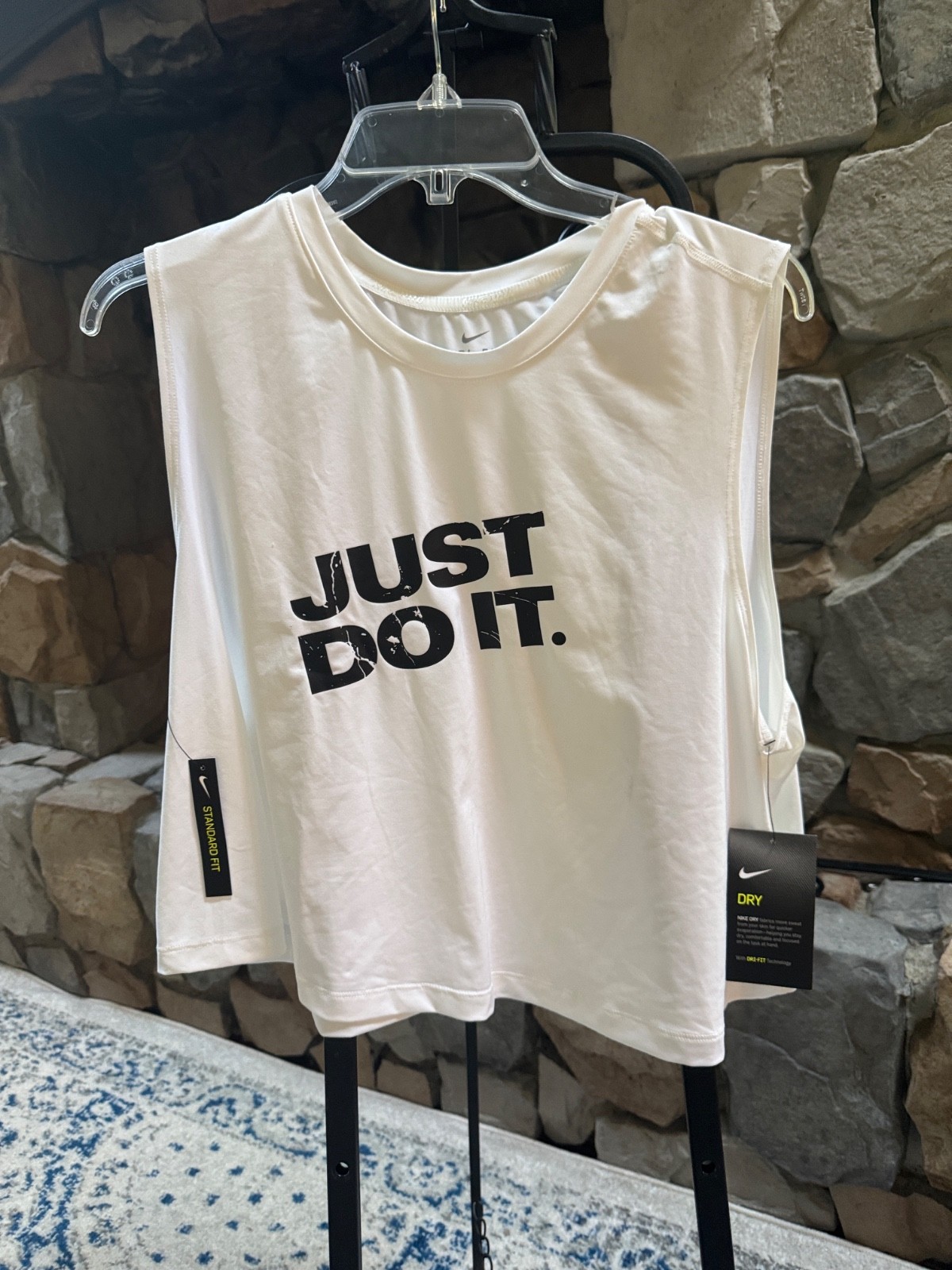 women’s Nike just do it active white cropped top extra large