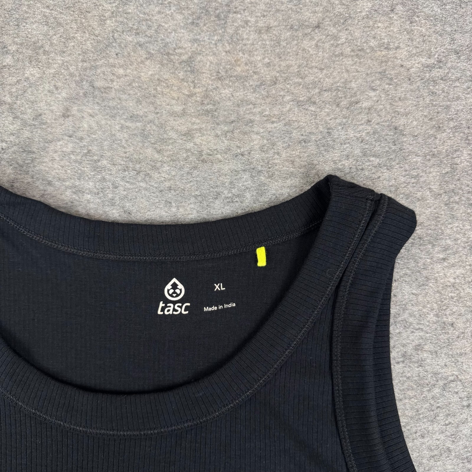 Tasc Performance Micro Luxe Rib Tank Top Modal Stretch Black Womens XL