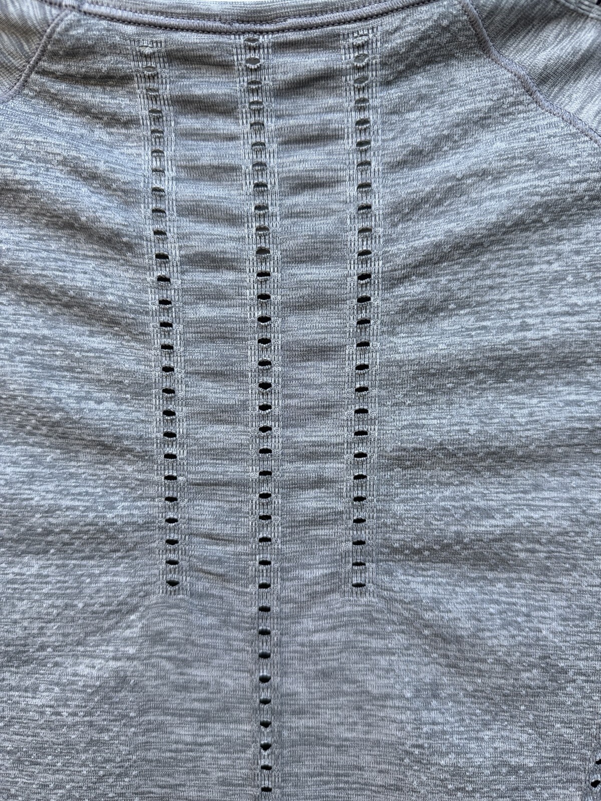 Athleta Long Sleeve Performance Top XS Gray Perforated Athletic Yoga Portugal (