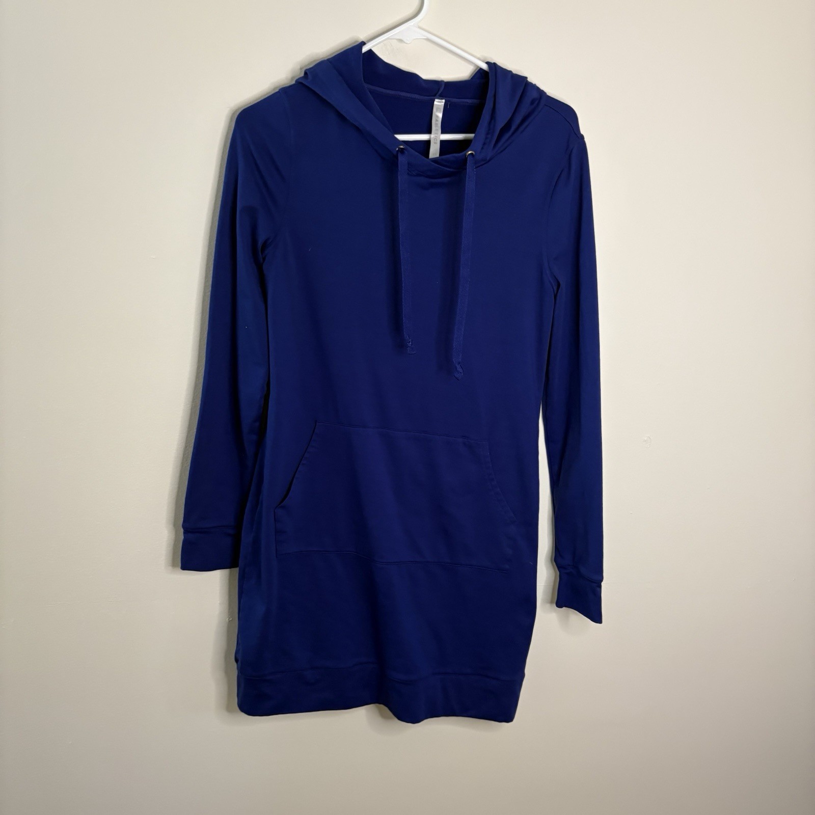 Fabletics Women’s XS Blue Hooded Long Sleeve Top Long 33” Super Soft Interior A6