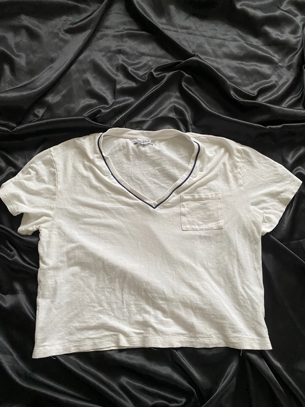 The Upside x Peloton Elina White Cropped V Neck T-Shirt Small Athleisure