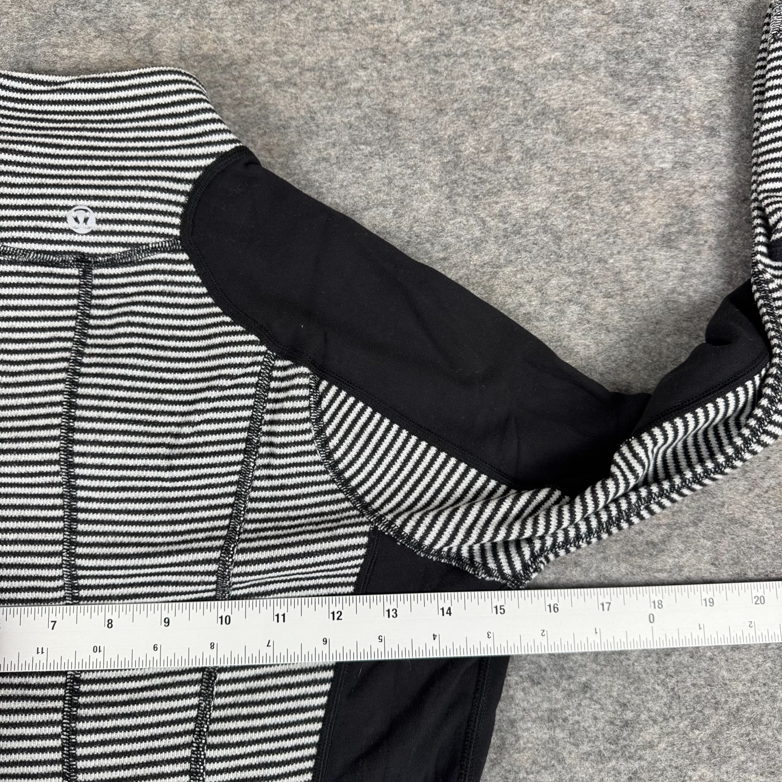 Lululemon Run U-Turn Pullover Rulu Mini Check Pique Black White Womens 4