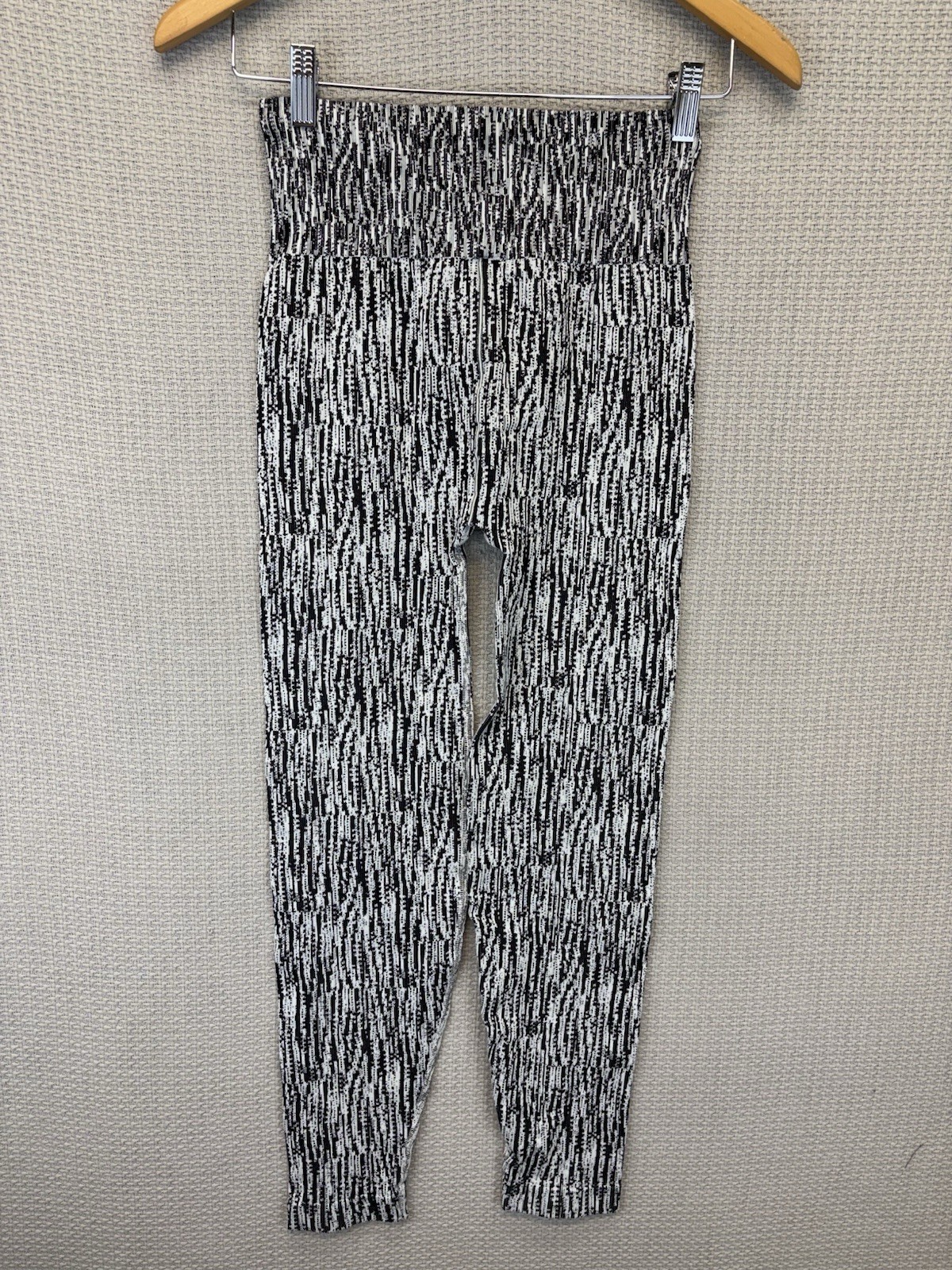 Athleta Womens Flurry Elemental Turtleneck Two Piece Set S Black/White Pants Top