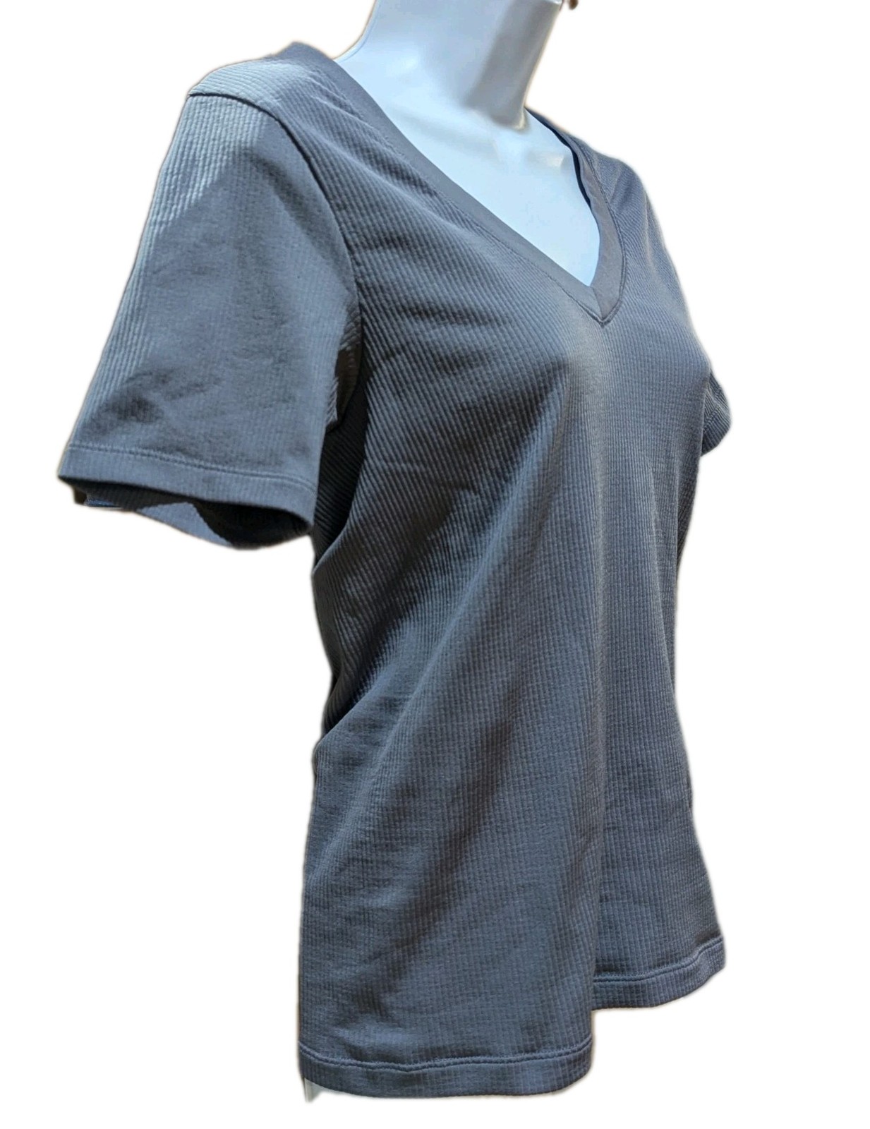 Athleta Renew V-Neck Tee Womens Medium Gray Ribbed Short Sleeve Workout T Shirt