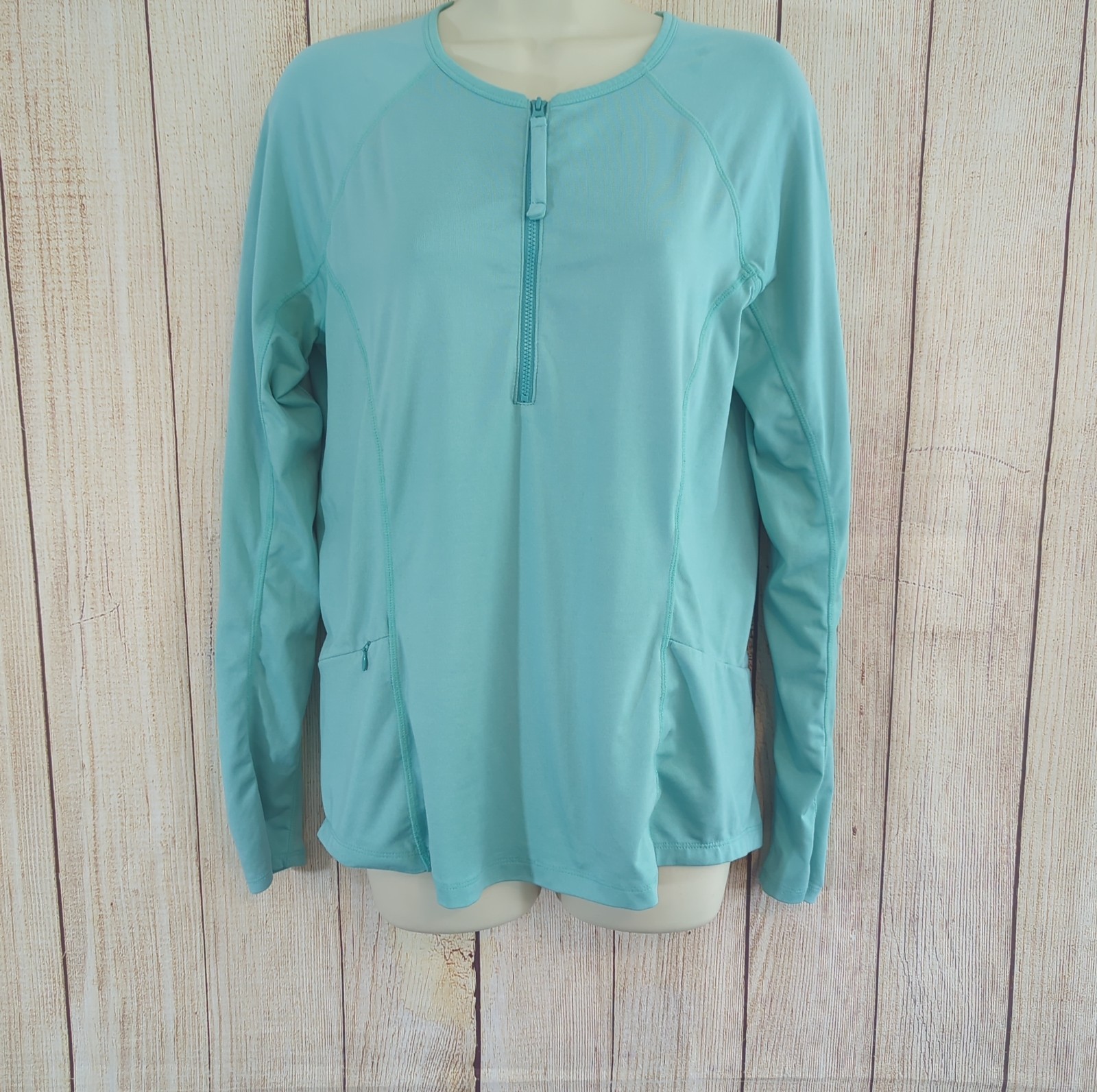 Title Nine Aqua Sunbuster Upf 50. 1/2 Zip Long Sleeve Aqua Blue Green Medium