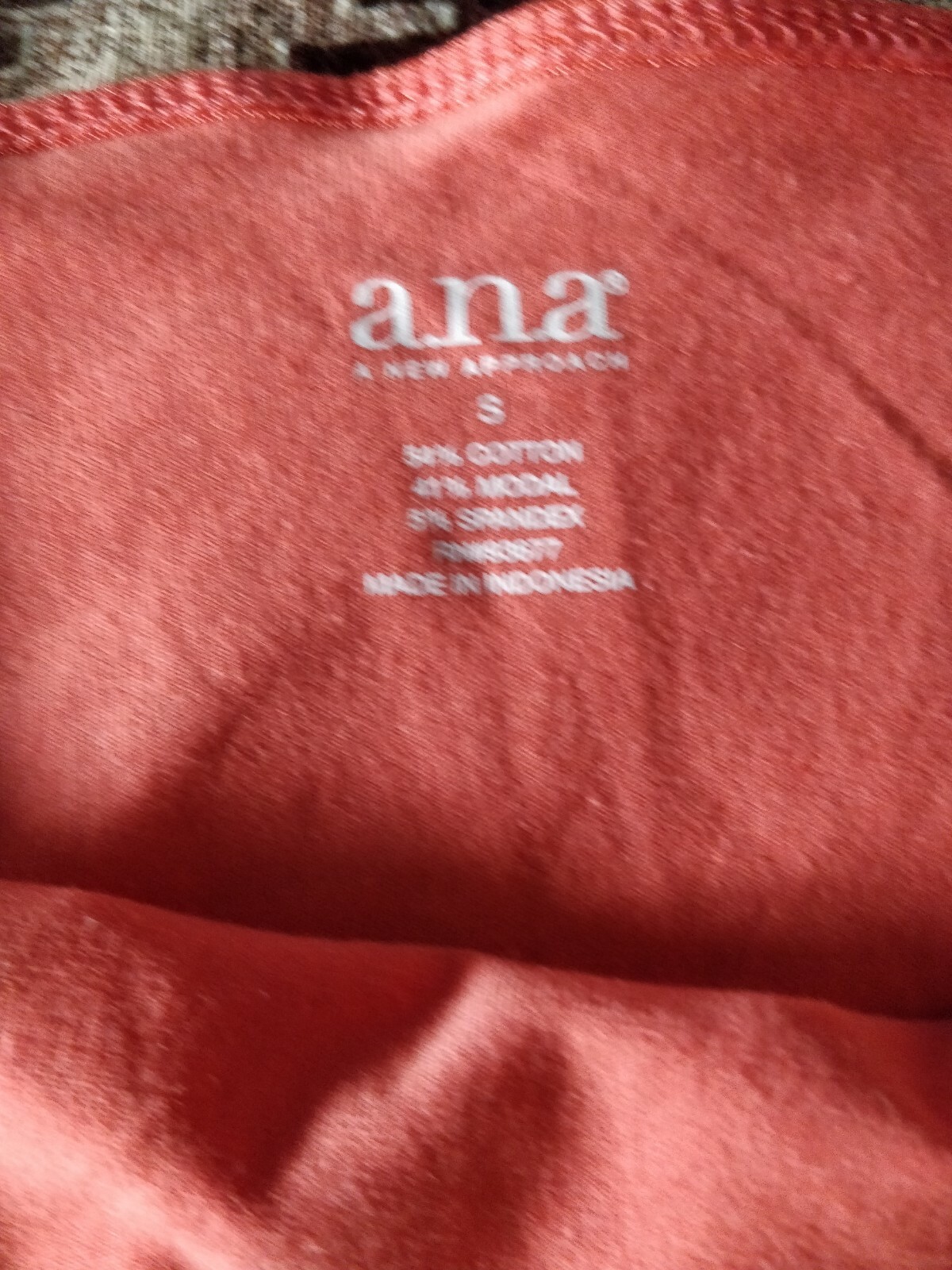 A.N.A WOMENS TANK TOP ADJUSTABLE STRAP SIZE SMALL STRECHABLE MATERIALS