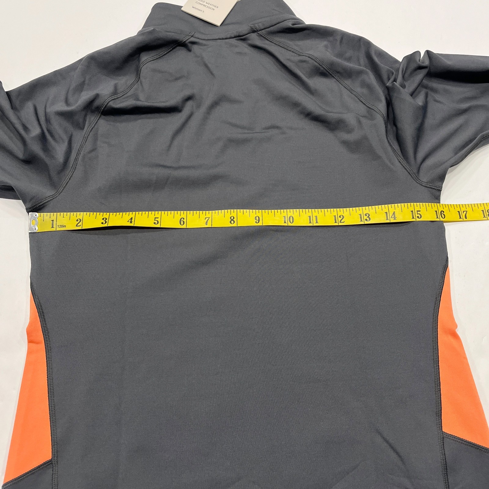 Second Skin Compression Top Womens Medium Gray CWC 1/4 Zip WSS200314