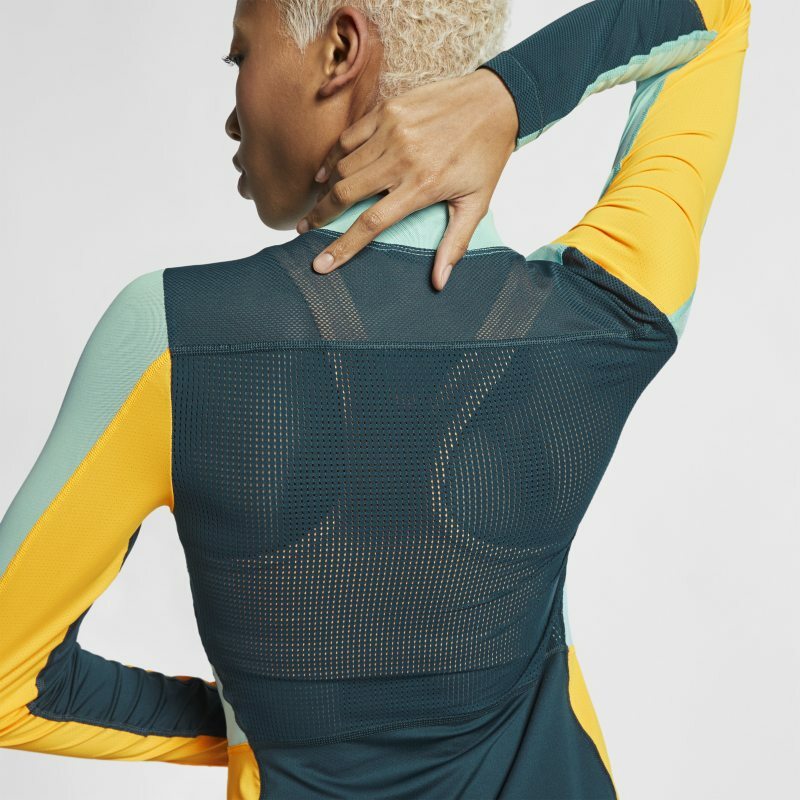 NIKE PRO HYPERCOOL TRAINING MESH SLIM FIT LONG SLEEVE TOP AR6699-304 WOMEN S