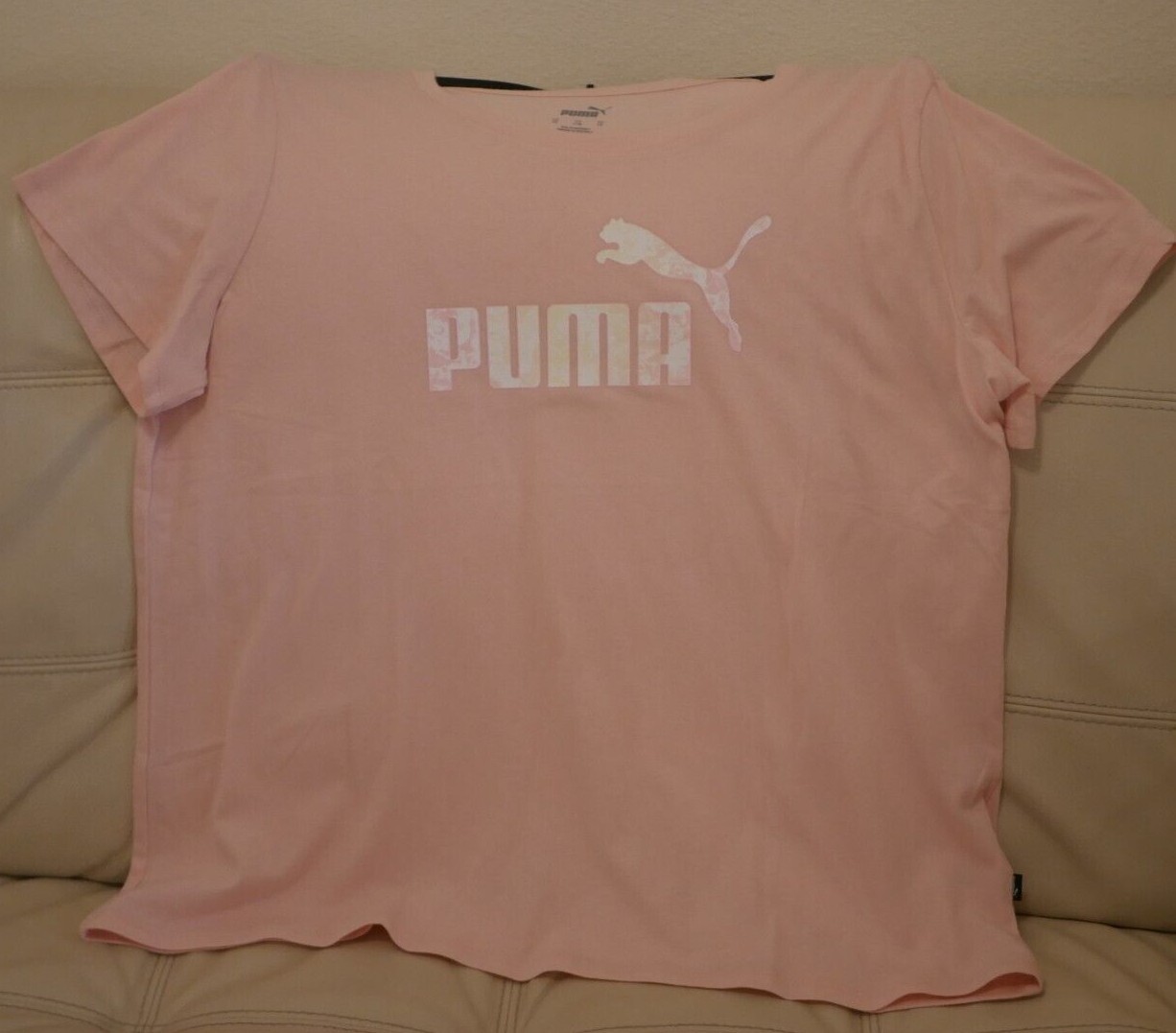 NEW WT WOMEN’S PUMA CHALK PINK ATHLETIC SHIRT TOP LOGO FLORAL TEE SIZE 1X
