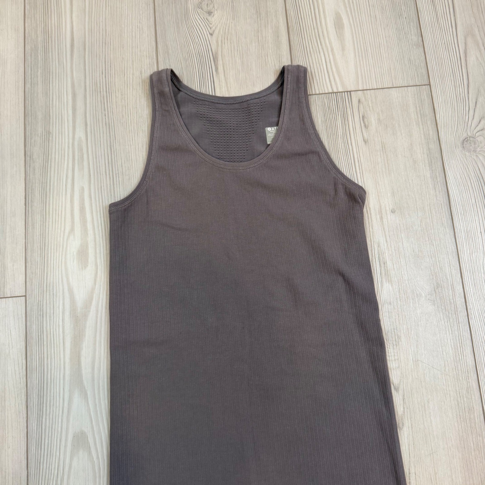 Athleta Gray Seamless Ribbed Pointelle Performance Tank Top Small S 75656