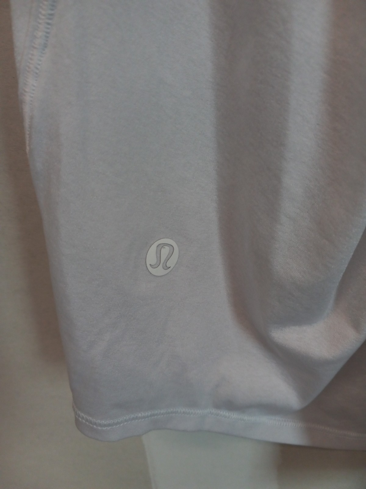 LULULEMON womens White Tank Top Casual Gym Walking Running Everyday Size Large