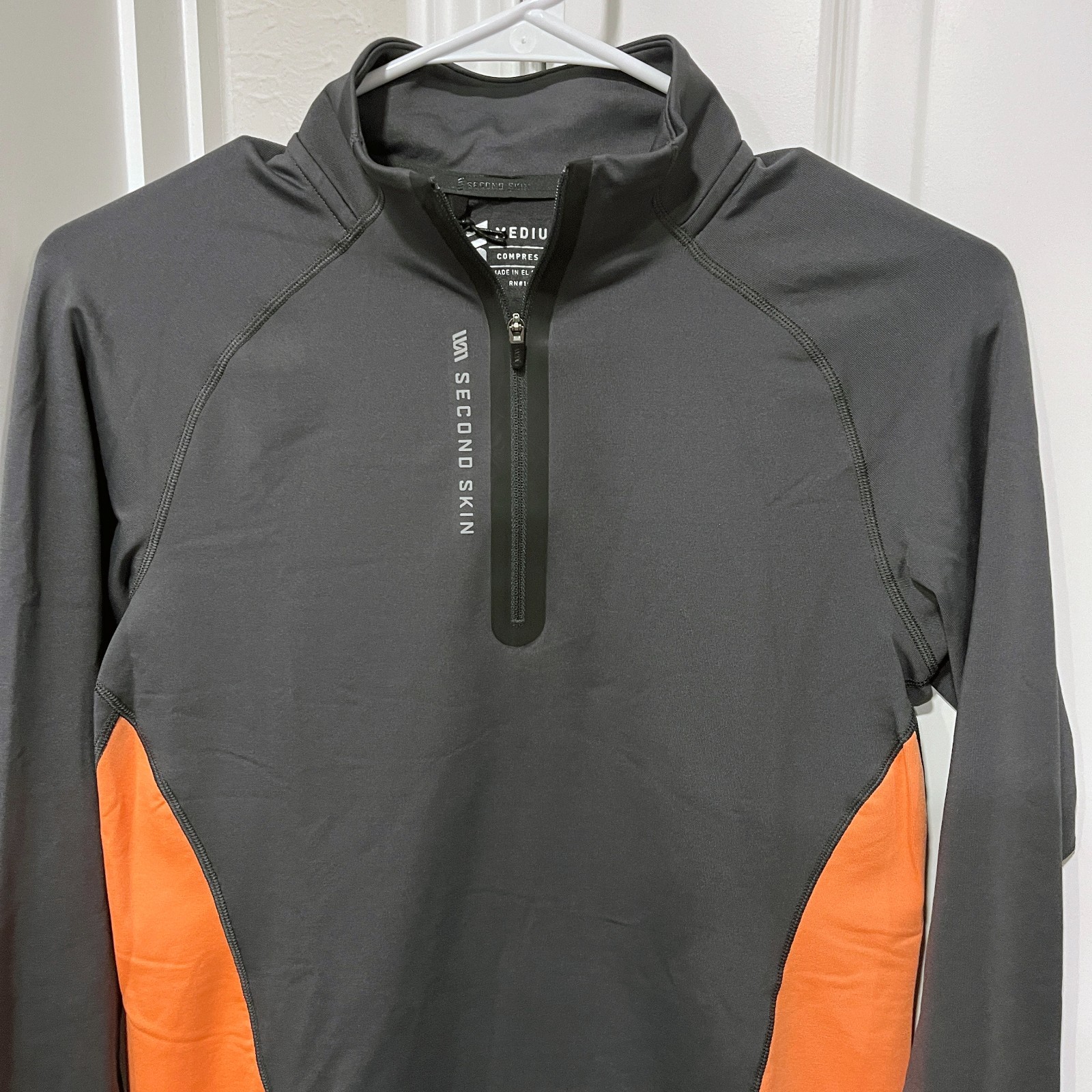 Second Skin Compression Top Womens Medium Gray CWC 1/4 Zip WSS200314