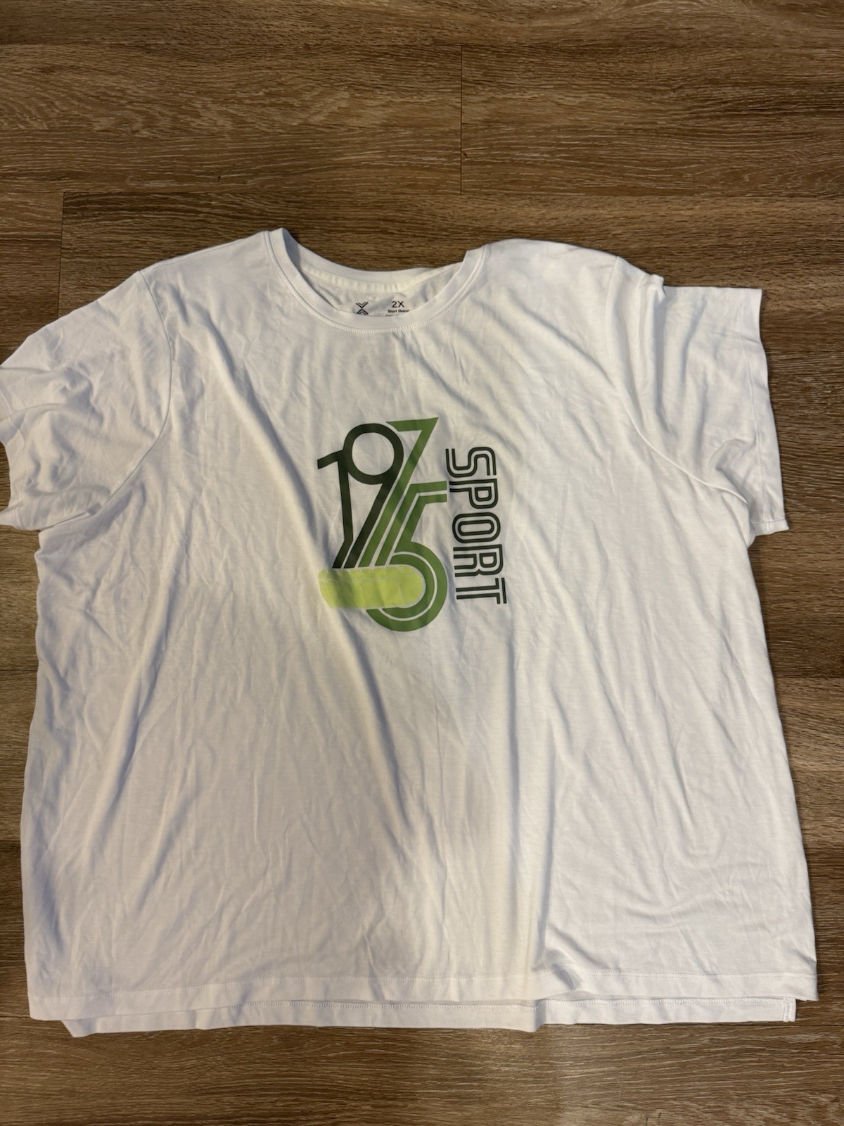 Xersion Women’s 2X Crew Neck Short Sleeve Graphic Tee White/Green