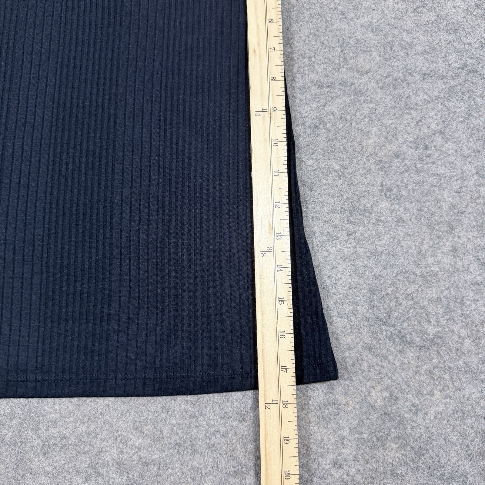 Lane Bryant Casual Ribbed Sleeveless Tank Top Fits Women’s Size 14/16 Navy Blue