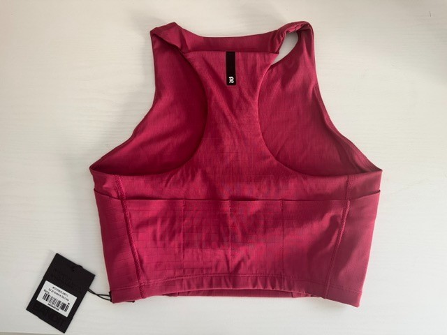 Bandit Running Zip Front Crop Top