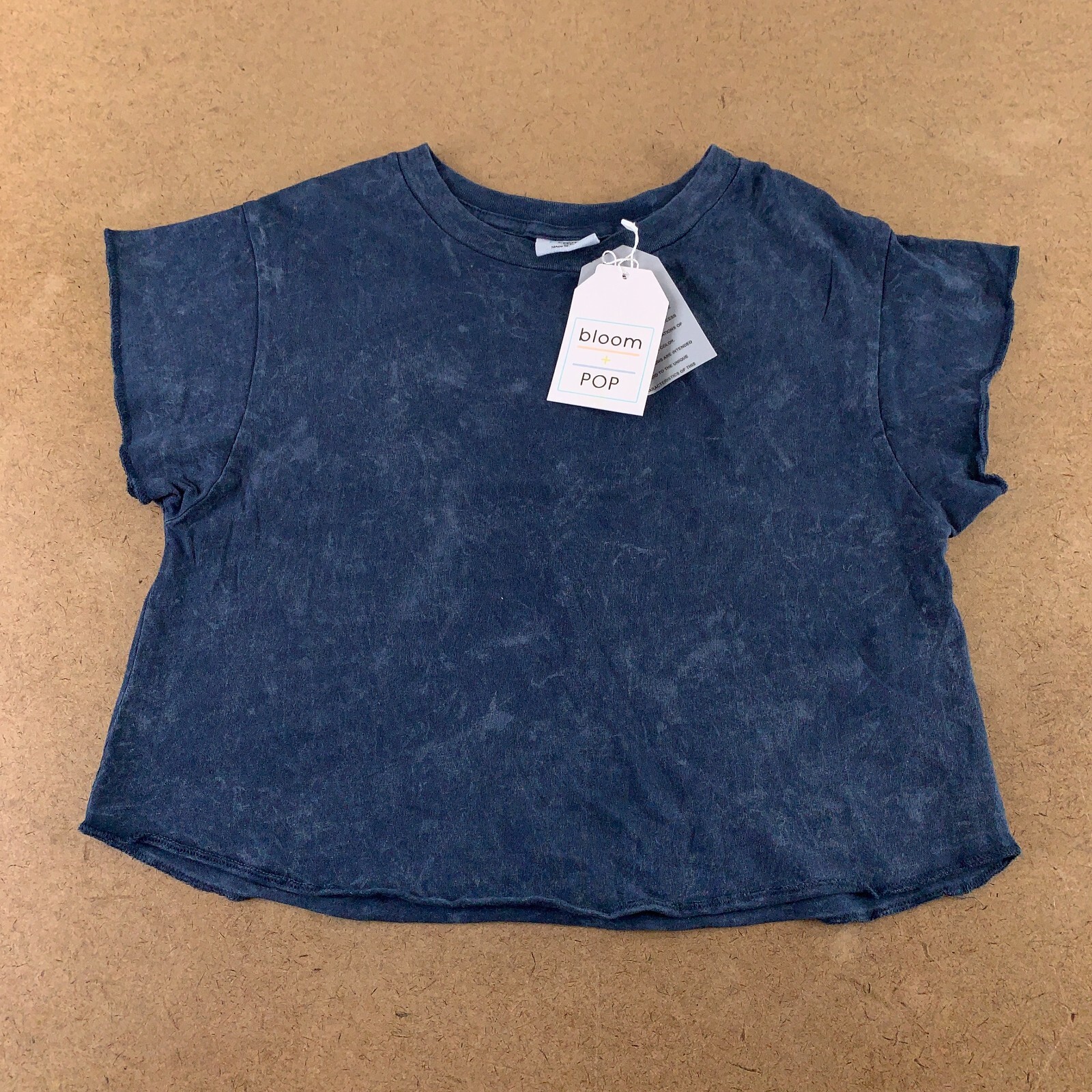Bloom Pop Women’s Size Medium Navy Washed Crew Neck Short Sleeve Cropped Tee NWT