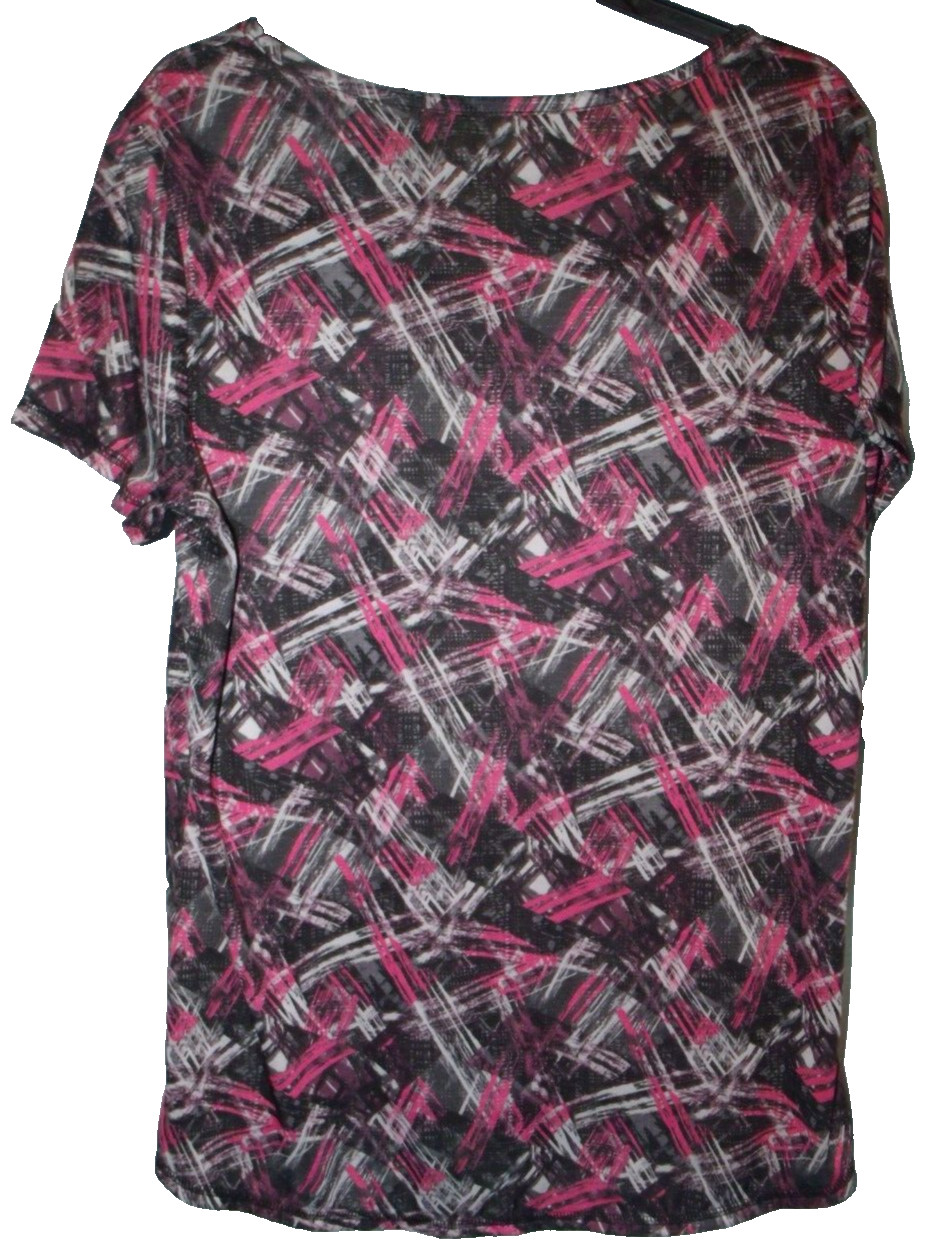 Exertek Multicolor Geometric Scoop Neck Cap Sleeve High Low Athletic Tee Size L
