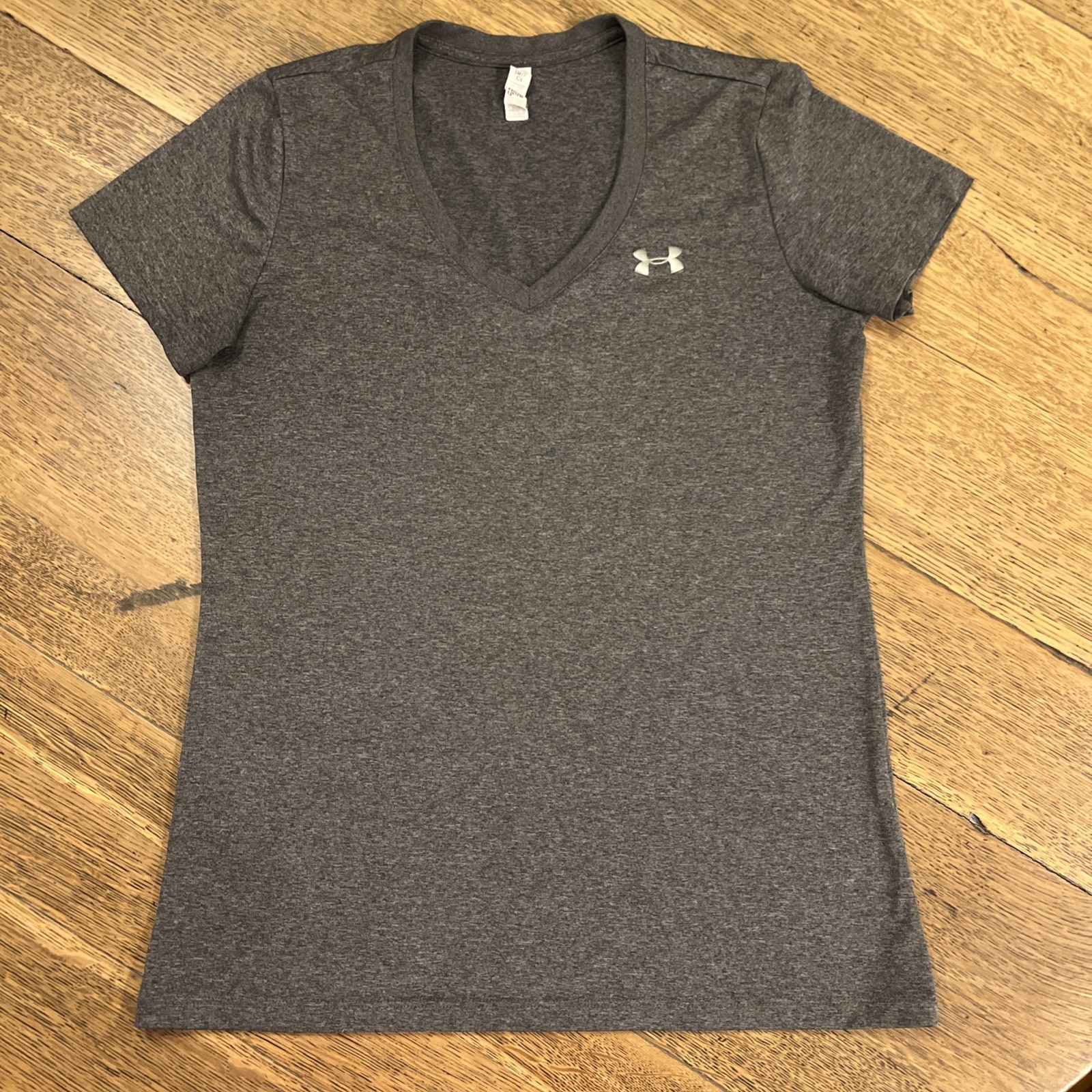 Under Armour Semi Fitted Heatgear V Neck T Shirt Women’s Small Heather Gray
