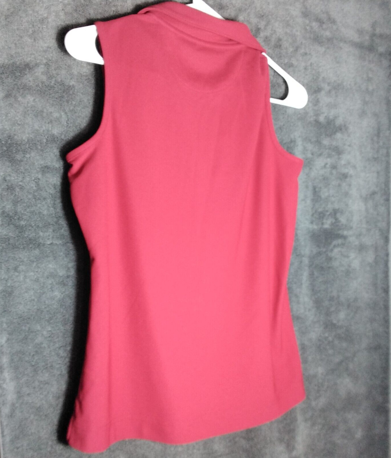 Pebble Beach Performance Sleeveless Shirt Dry Luxe Womens Size M Red Pullover