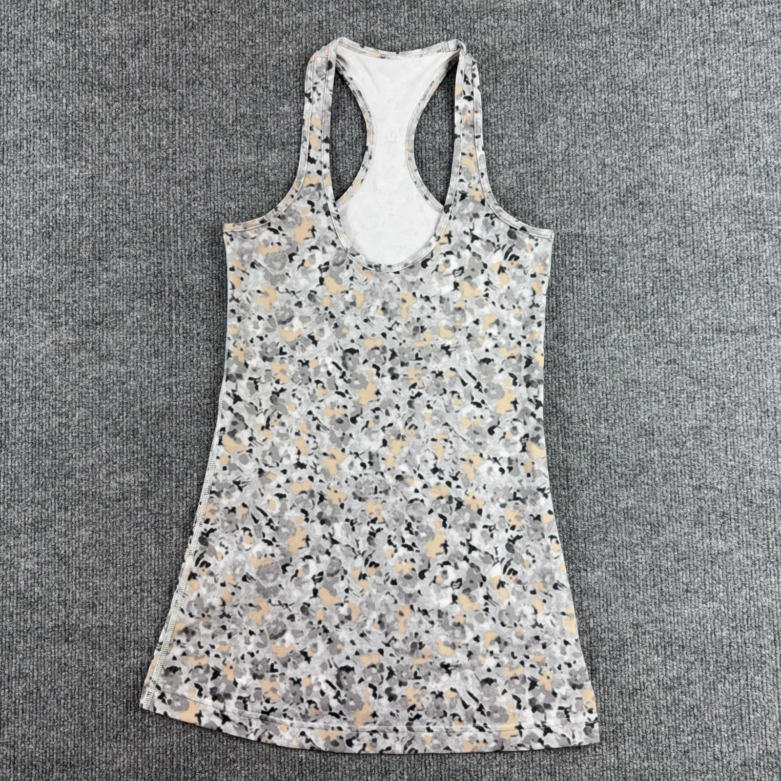 Lululemon Tank Top Womens Medium Gray Camo Racerback Scoop Neck Athletic Yoga