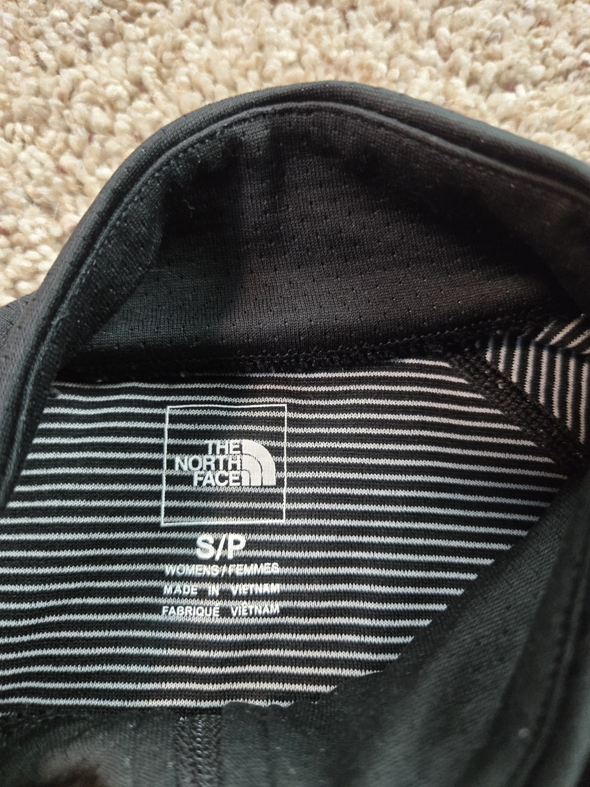 The North Face Pullover Womens Small Black 1/4 Zip Long Sleeve Flash Dry