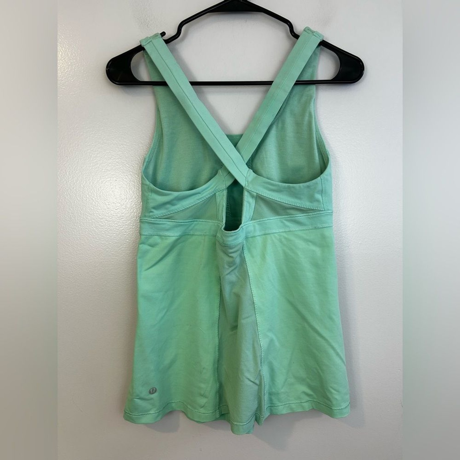 Lululemon Stuff Your Bra Opal Green Criss Cross Back Tank Size 10