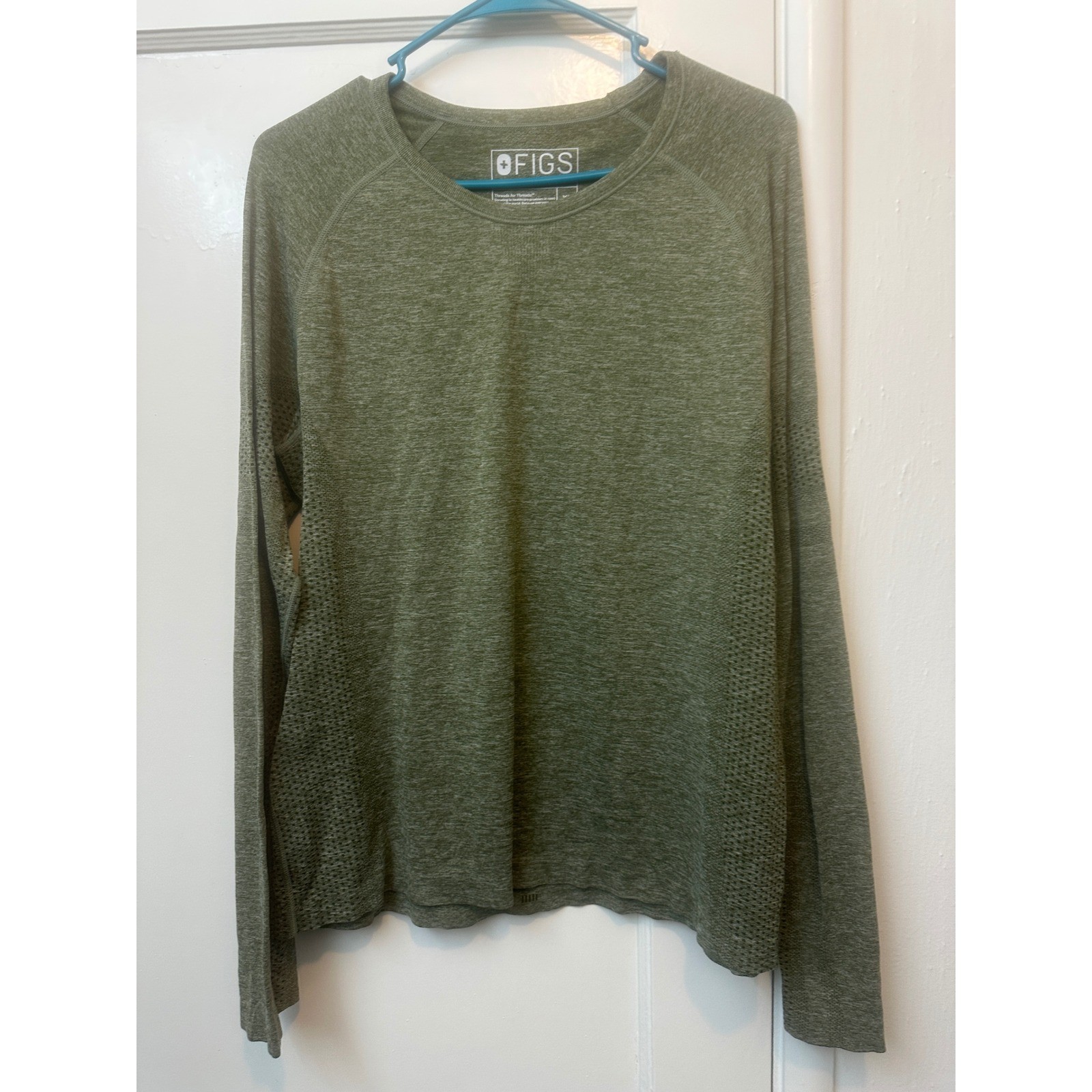FIGS Seamless Long Sleeve Top XL Olive Green Moss Mesh Vent W21KW1001 Women