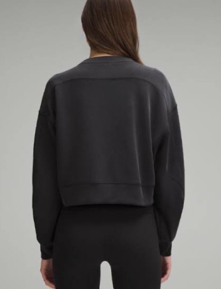 Lululemon Softstreme Perfectly Oversized Cropped Crew Black Womens Sz CA12 AU16