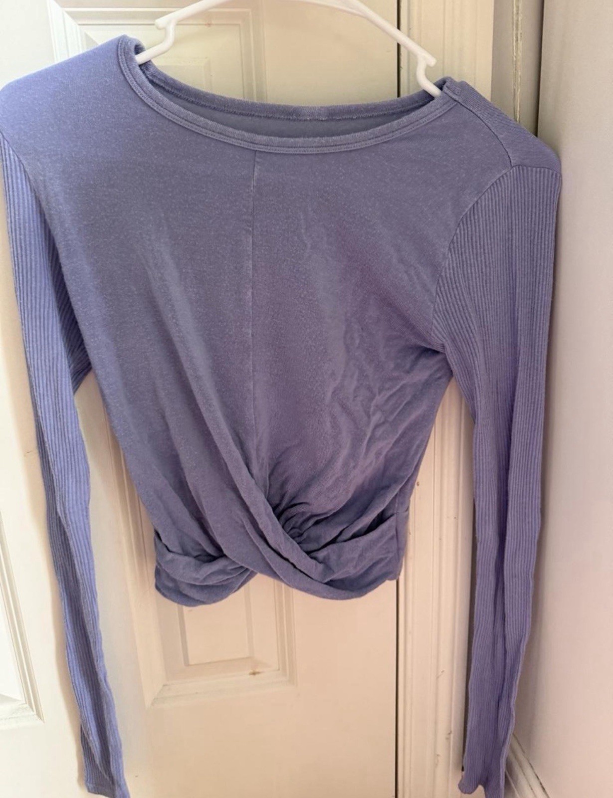 Alo Long Sleeve Purple Grey Top Size Small Twist Front