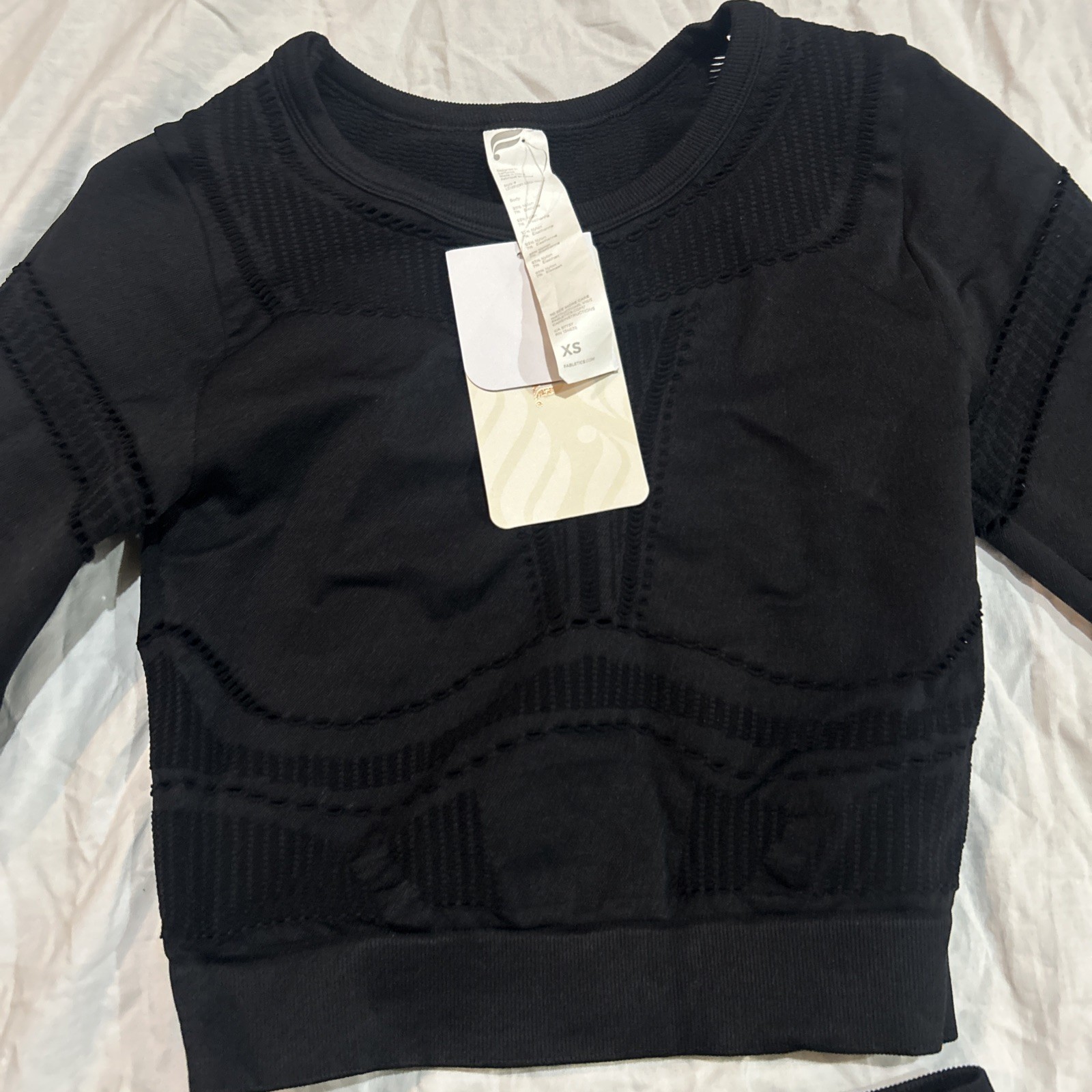 Fabletics Jaymee Mesh Top Womens XS Black Crop Compression Workout – W/ Leggings