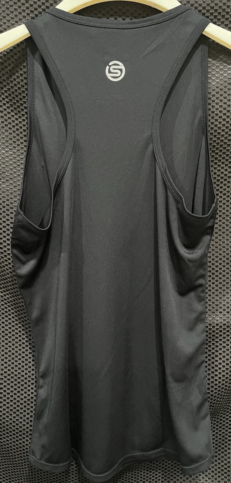 SKINS Series-3 Women’s Activewear Tank Top Small Black New with Tags