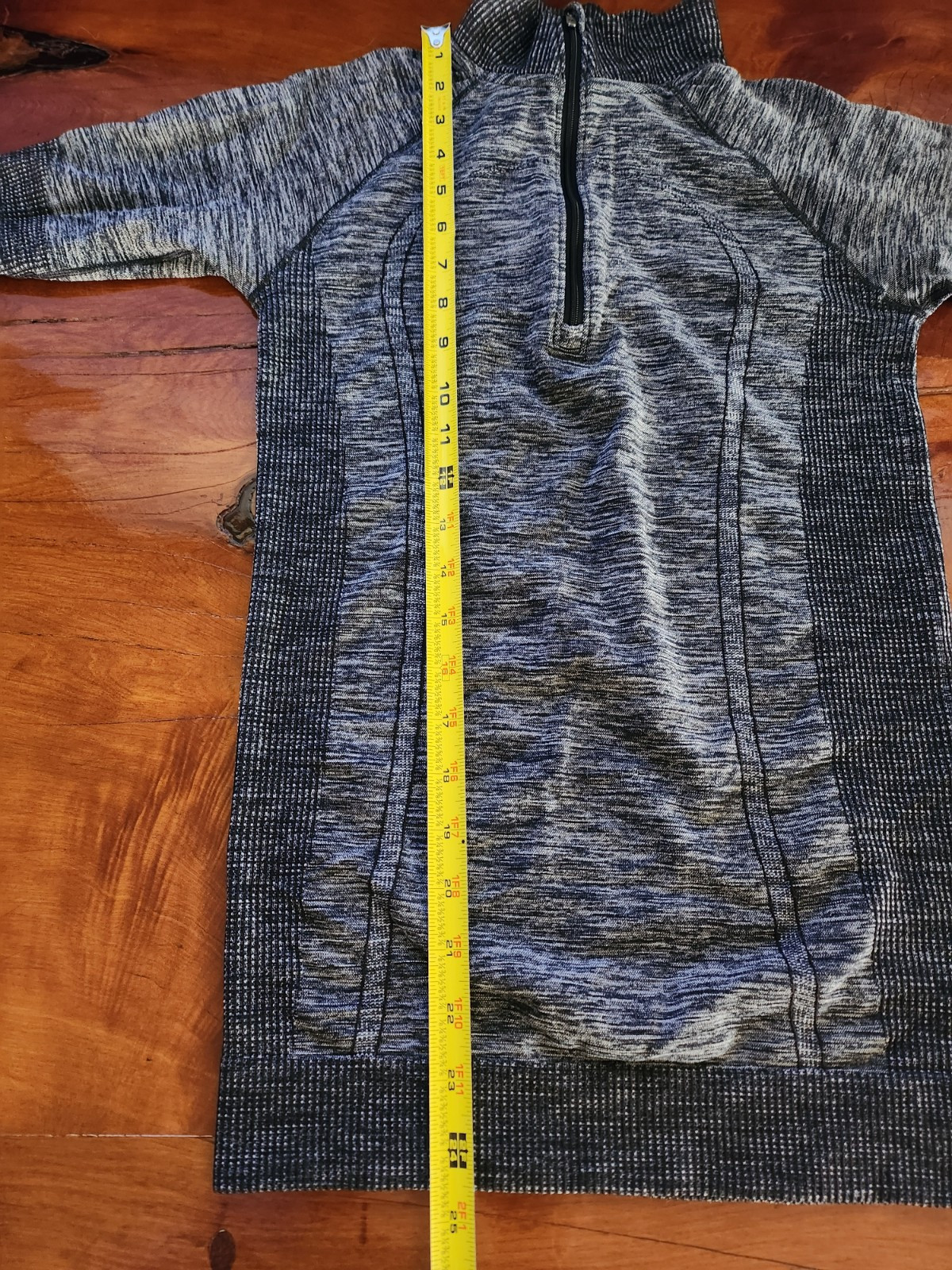 Lululemon Swiftly Wool 1/2 Zip Pullover Long Sleeve Turtleneck Black Grey SZ 6