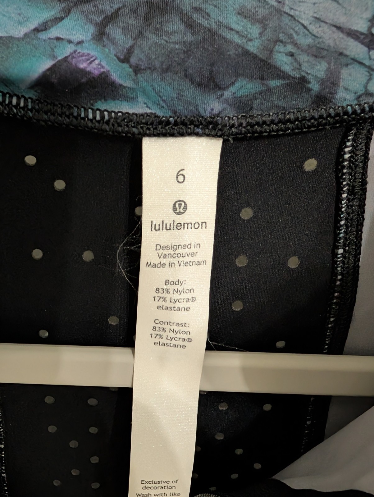 Lululemon Pullover Size 6 New Route 1/2 Zip Black Frozen Island Multi Vent Back